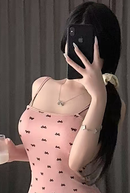ゆりこ